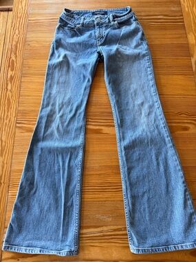 LONDONJEAN Light Blue Denim Jeans with Contrast Stitching